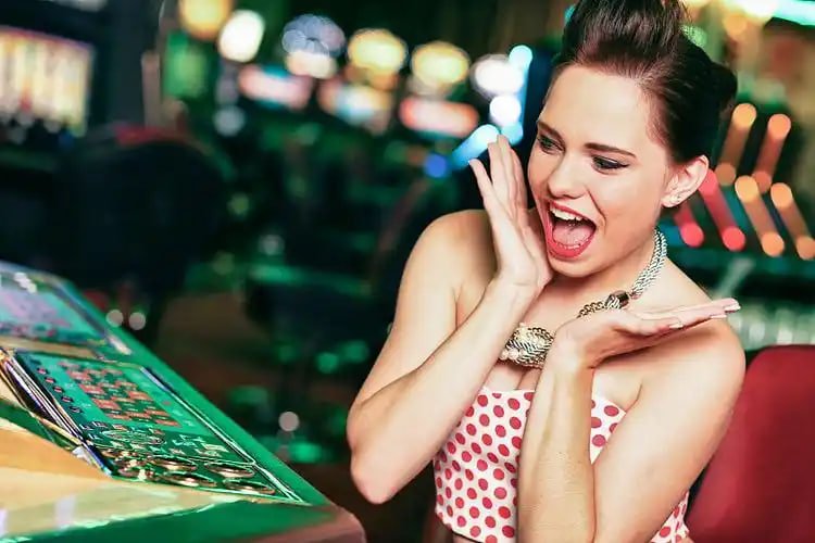 Responsible gaming and adults only reminder for bad 6777 live casino